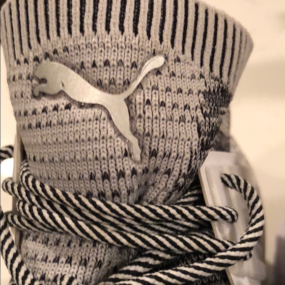 Evo Knit Puma Sneakers size 6 white and gray - Picture 3 of 3